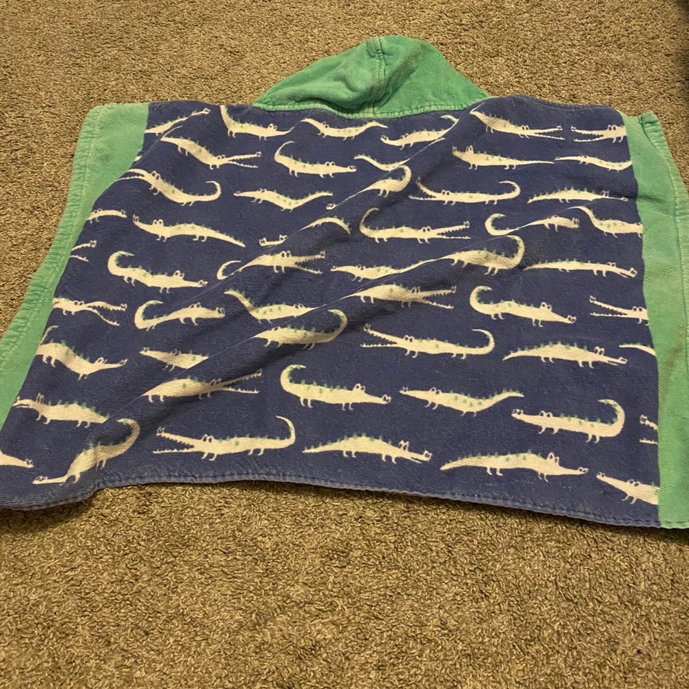 Pottery Barn Kids crocodile hooded towel (baby)
